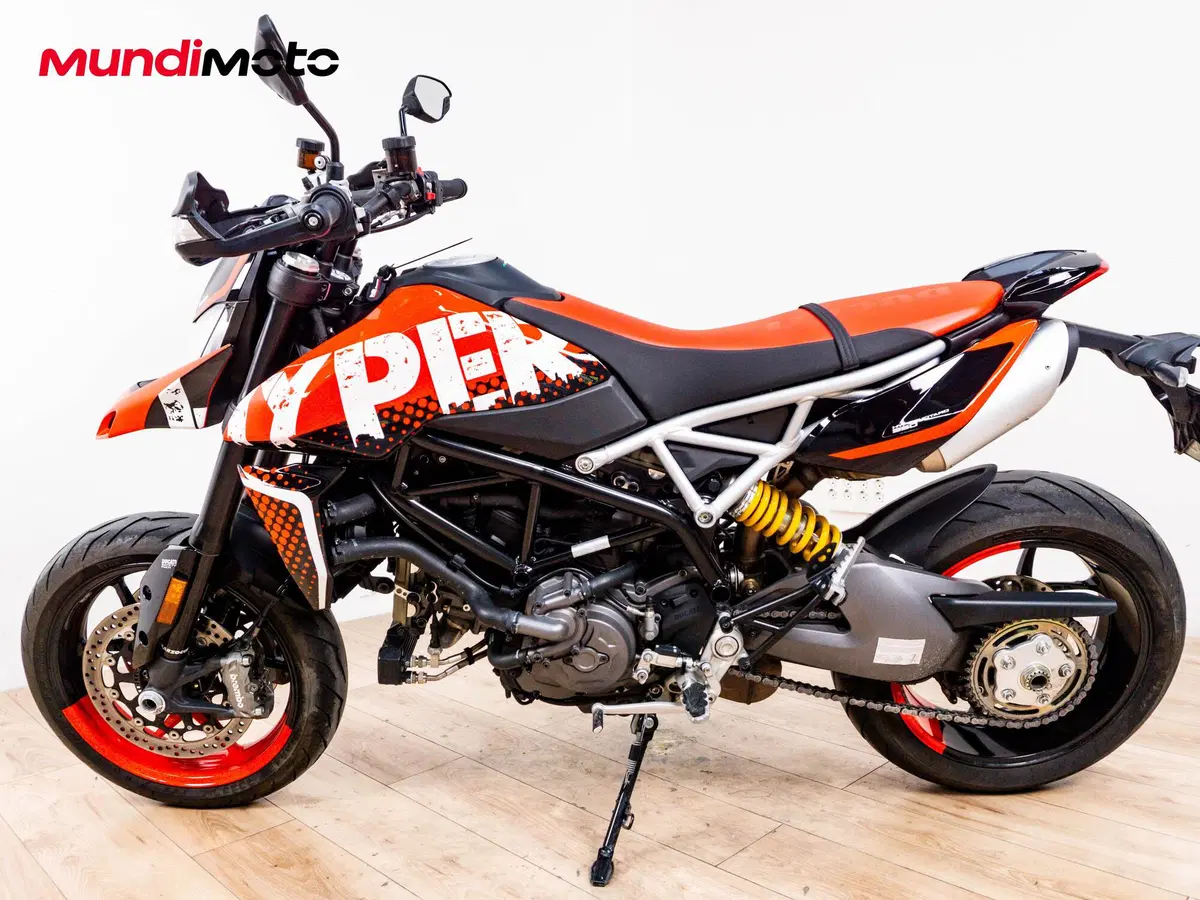 Ducati Hypermotard 950 RVE (2020) (6)