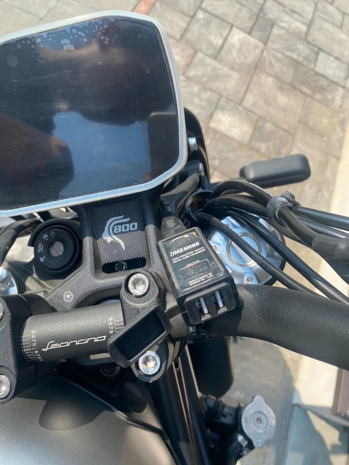Benelli Leoncino 800 (2022 - 26) (13)