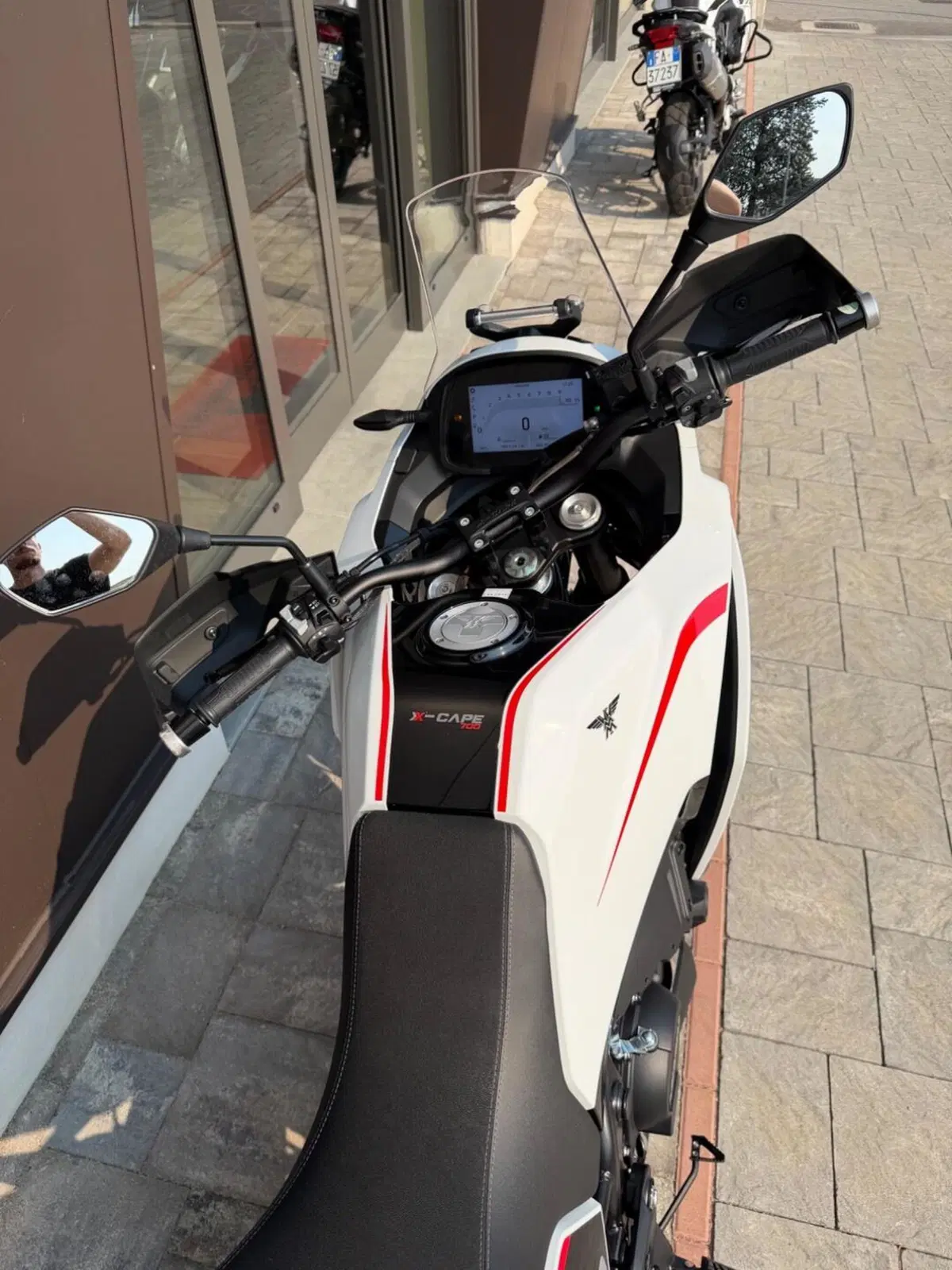 Moto Morini X-Cape 700 (2025 - 26) (3)