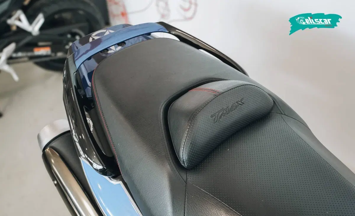 Yamaha T-Max 500 (2004 - 07) (10)