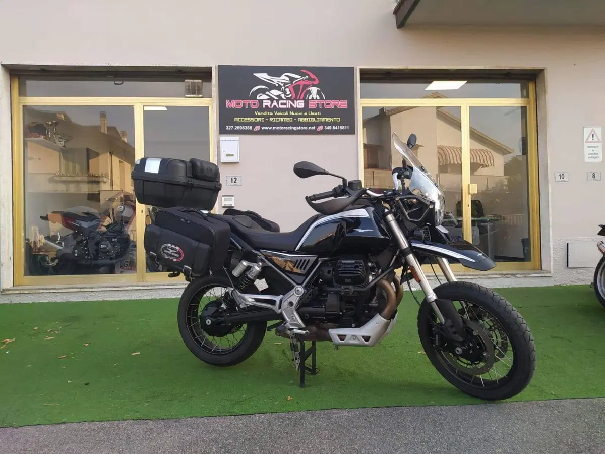 Moto Guzzi V85 TT Guardia d'Onore (2022 - 23) (3)