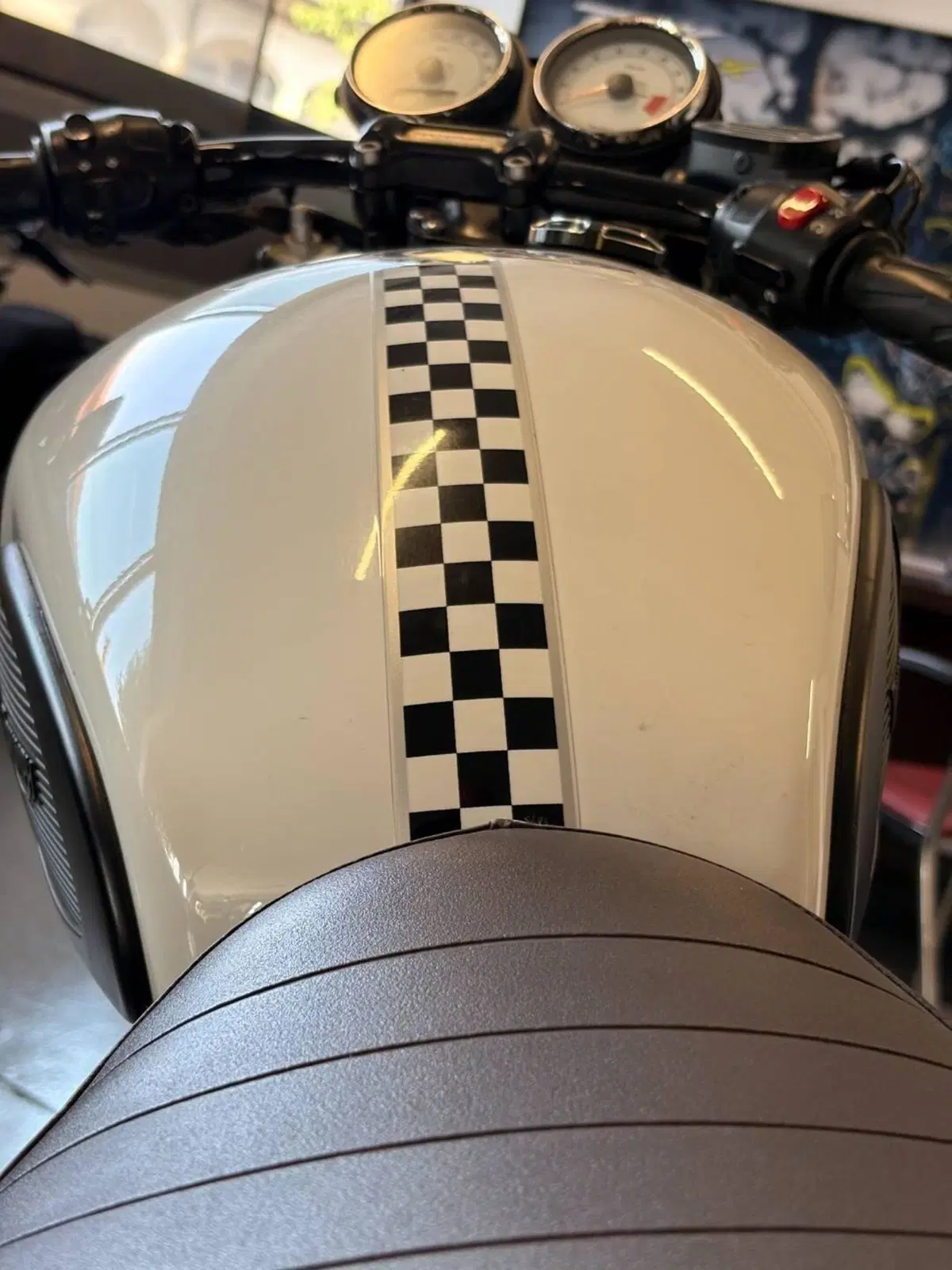 Triumph Thruxton 900 ACE (2014 - 15) (10)