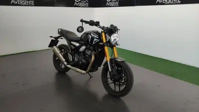Triumph Speed 400 (2024 - 26) usata