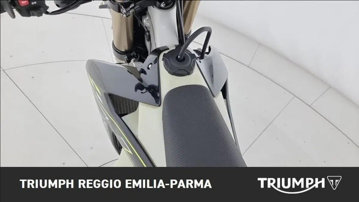 Triumph TF 250-E (2026) (12)