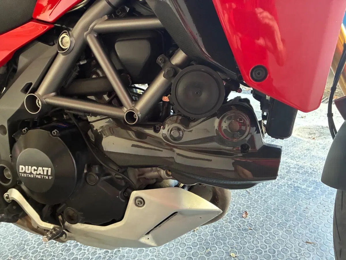 Ducati Multistrada 1200 S Touring (2010 - 12) (17)