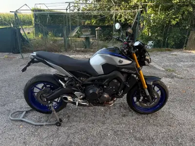 Yamaha MT-09 SP (2018 - 20) usata