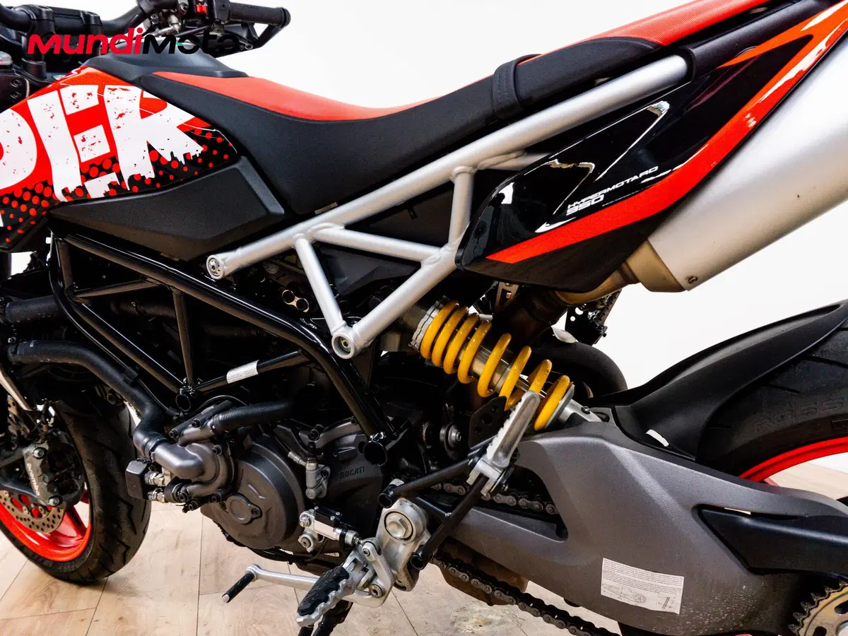 Ducati Hypermotard 950 RVE (2020) (10)