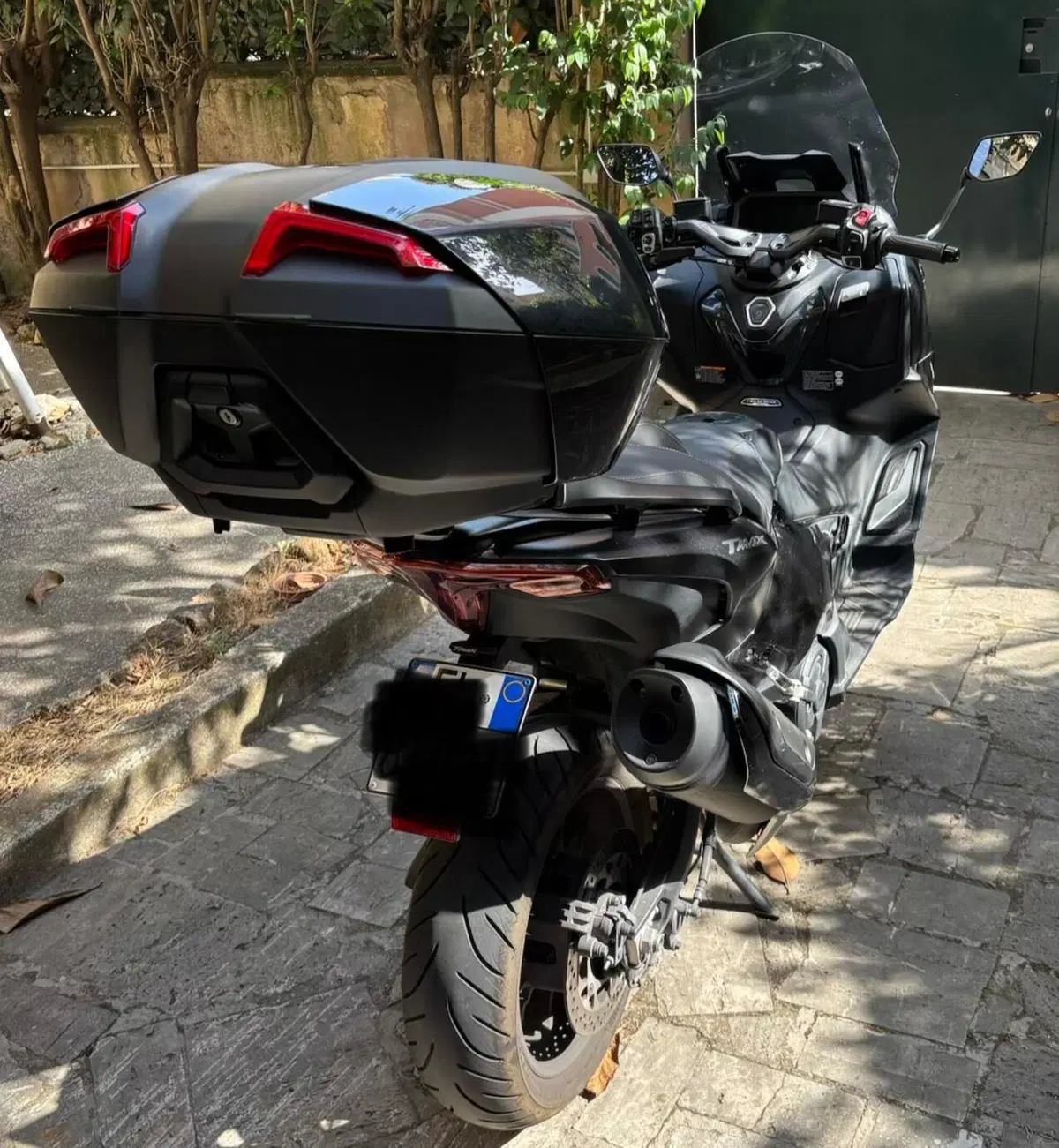 Yamaha T-Max 560 Tech Max (2022 - 24) (5)
