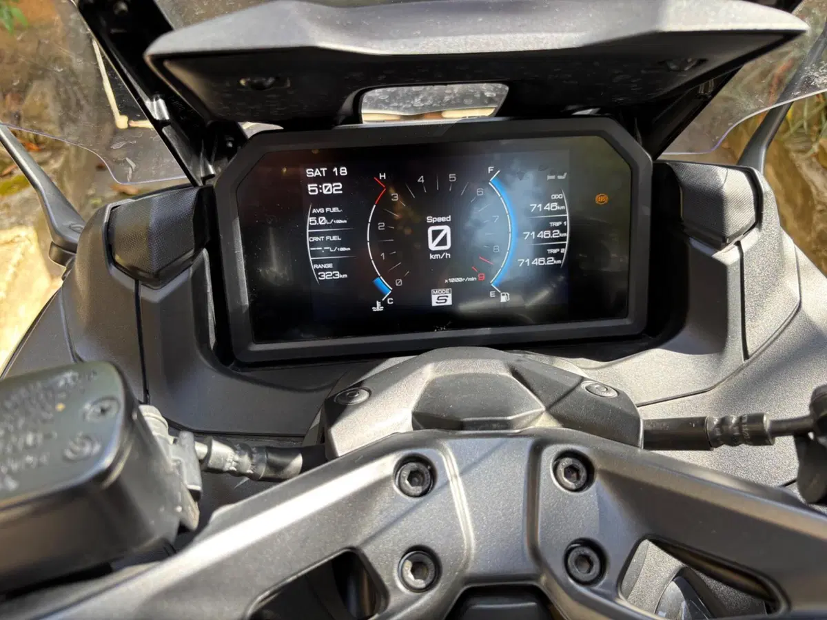 Yamaha T-Max 560 Tech Max (2022 - 24) (7)