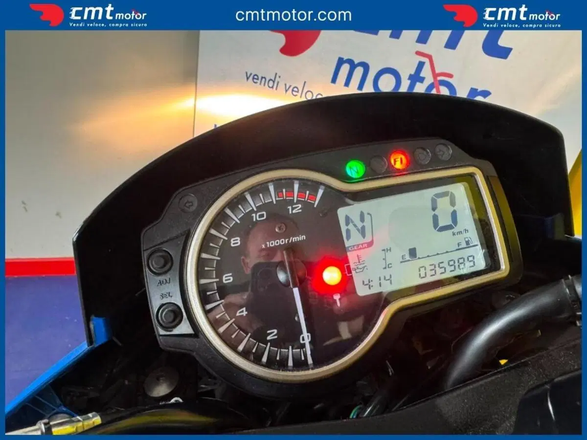 Suzuki GSR 750 Z SP (2015) (5)