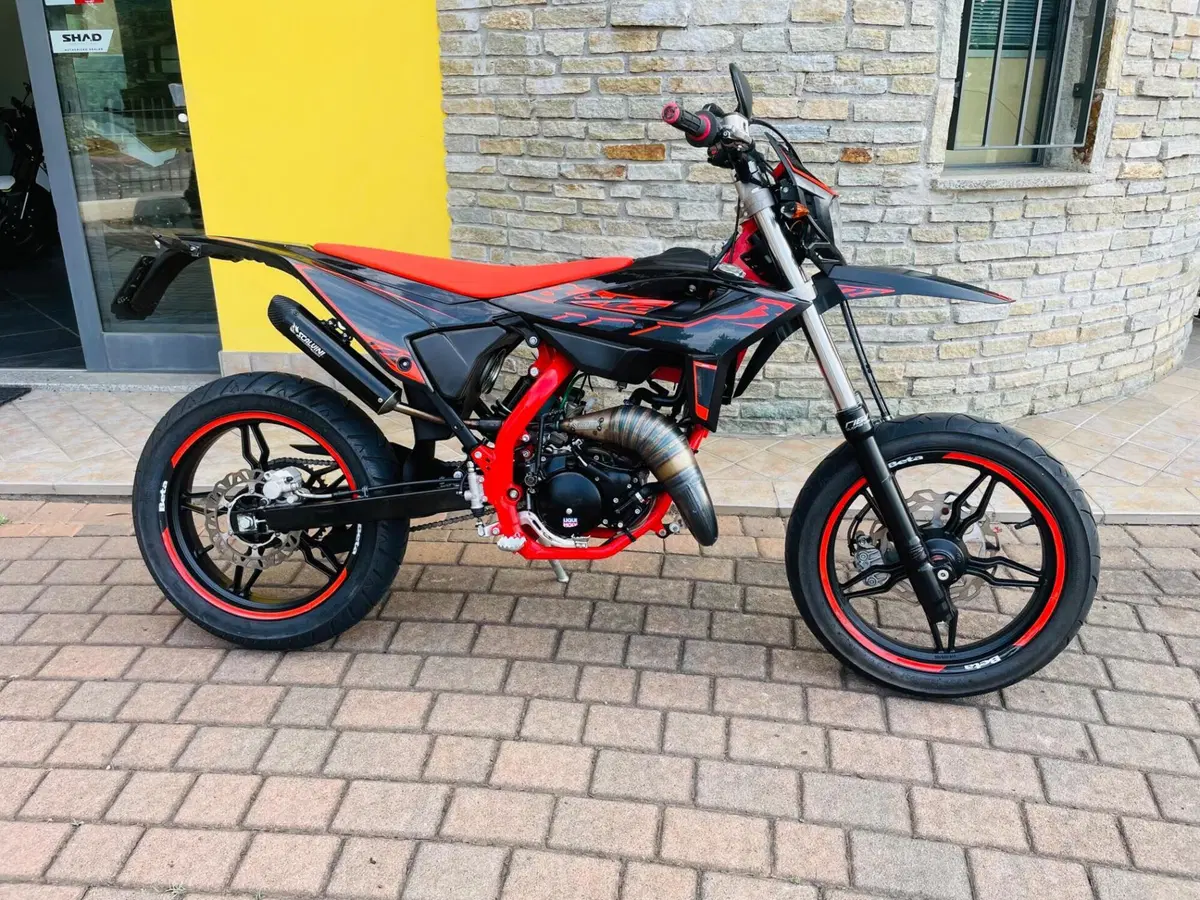 Betamotor RR 50 Motard Sport LS (2024 - 26) (3)