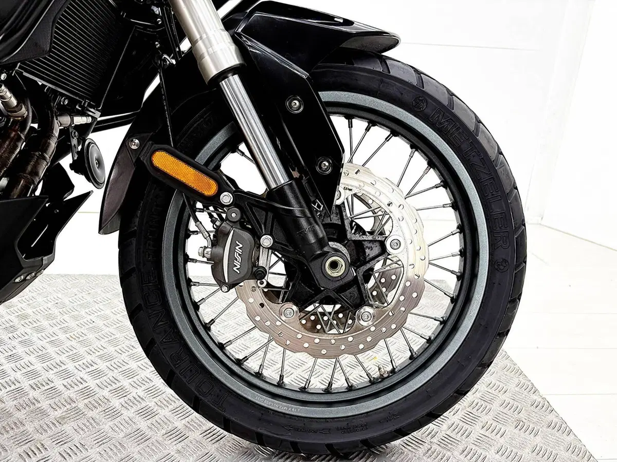 Voge Valico 500DSX (2021 - 24) (11)