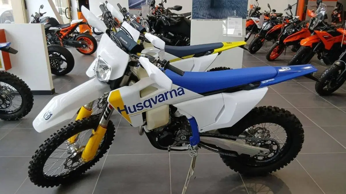 Husqvarna FE 350 (2027) (3)