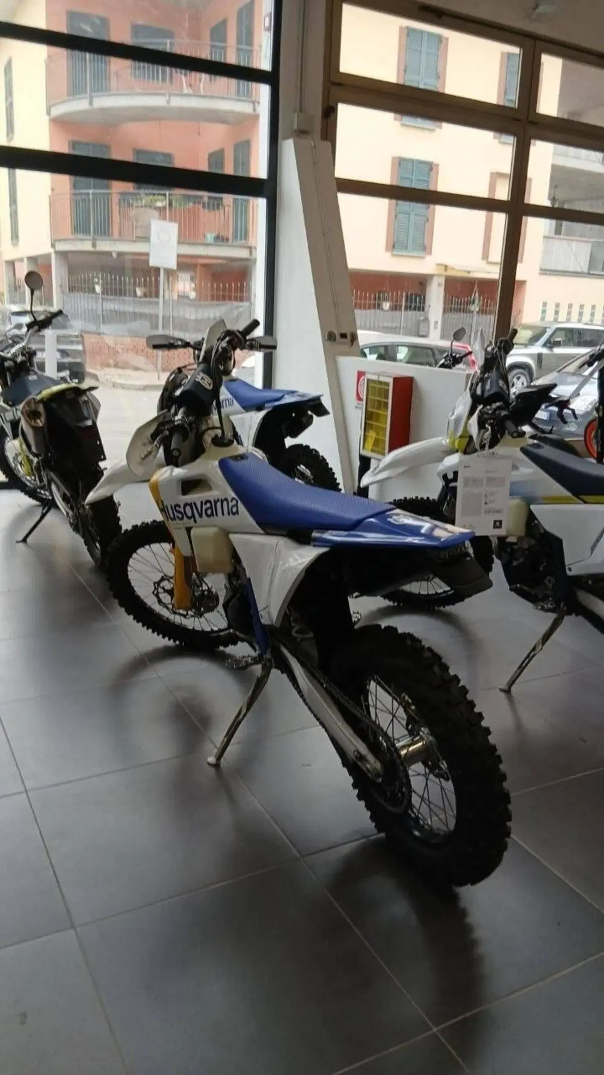 Husqvarna FE 350 (2027) (4)