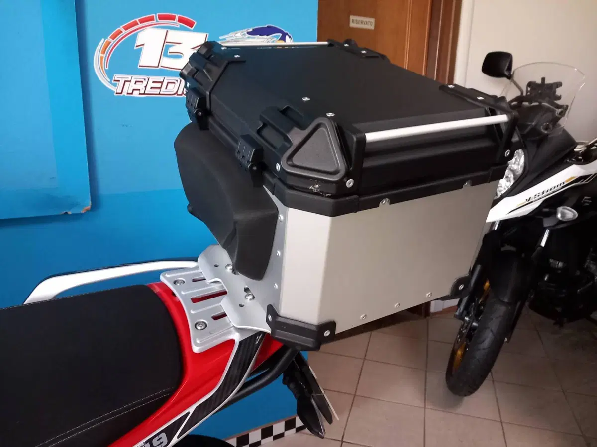 Moto Morini X-Cape 650 Gold Wheels Edition (2022 - 26) (12)