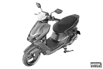 Yamaha lavora a un nuovo scooter elettrico: i brevetti svelano un 125 dalle soluzioni inedite