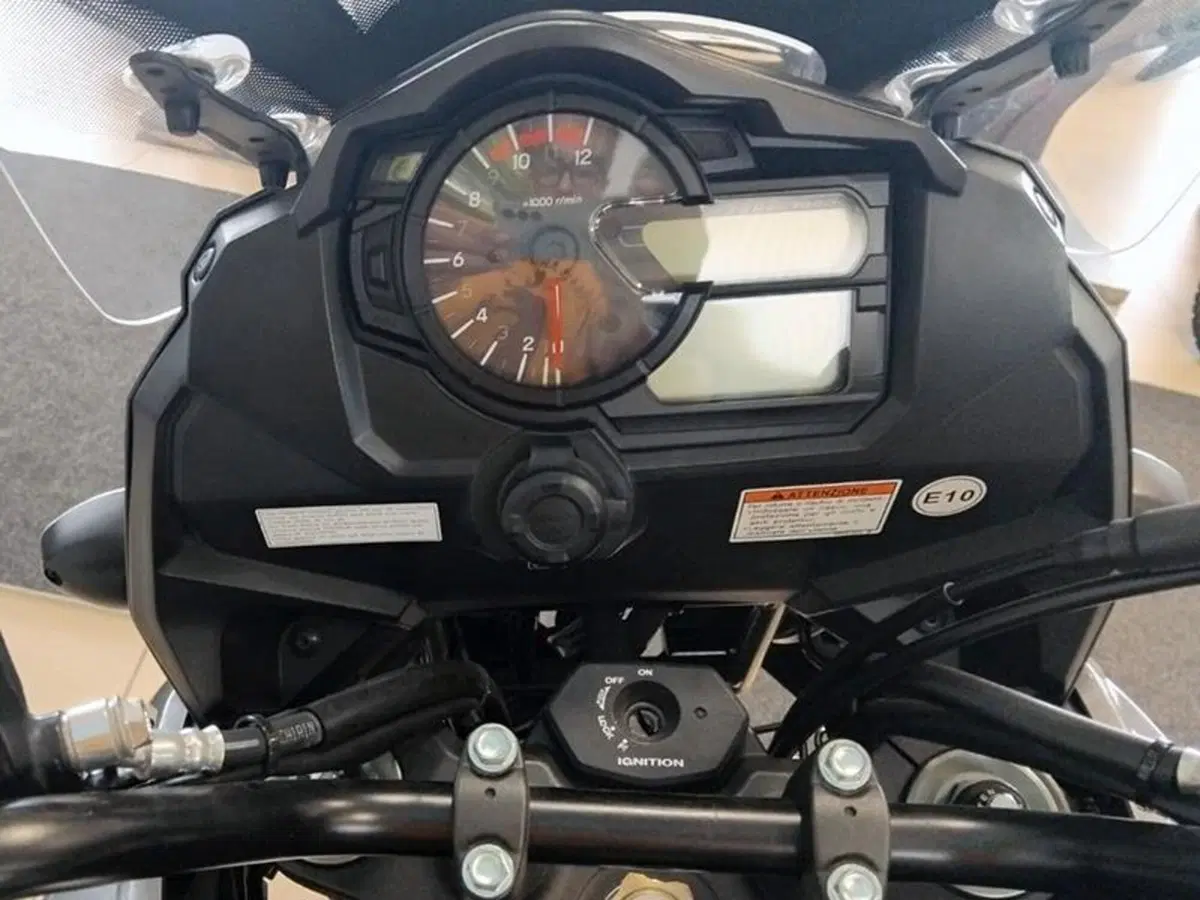 Suzuki V-Strom 1000 (2017 - 20) (6)
