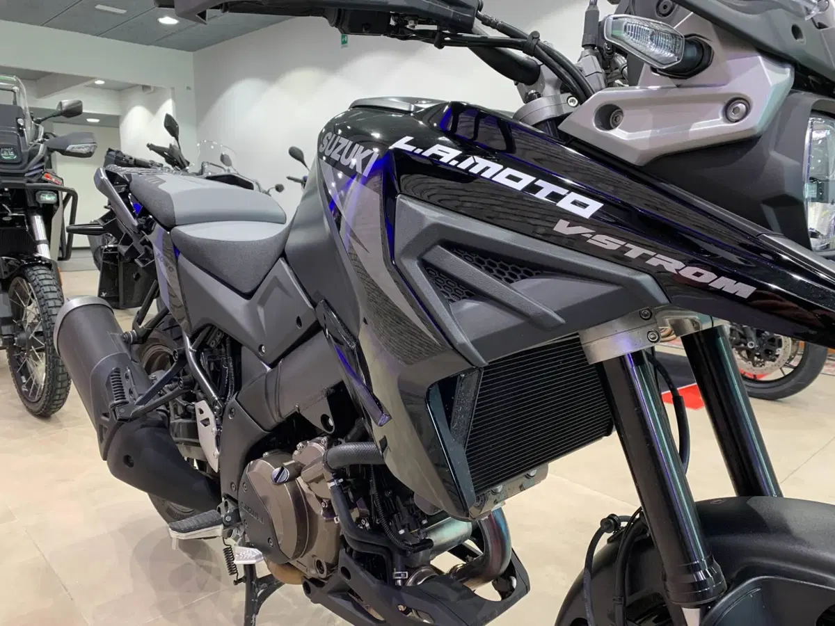 Suzuki V-Strom 1050SE (2025 - 26) (5)