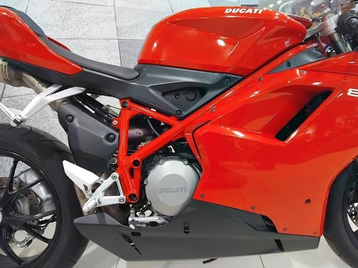 Ducati 848 EVO (2010 - 12) (2)