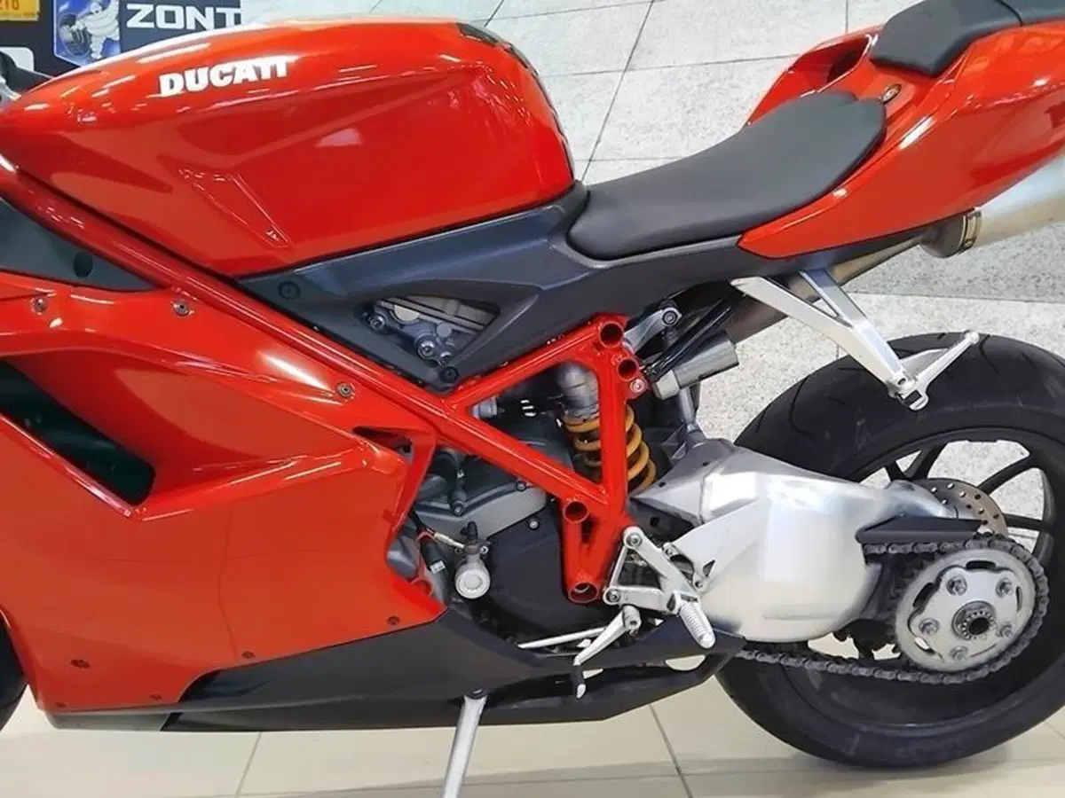 Ducati 848 EVO (2010 - 12) (8)