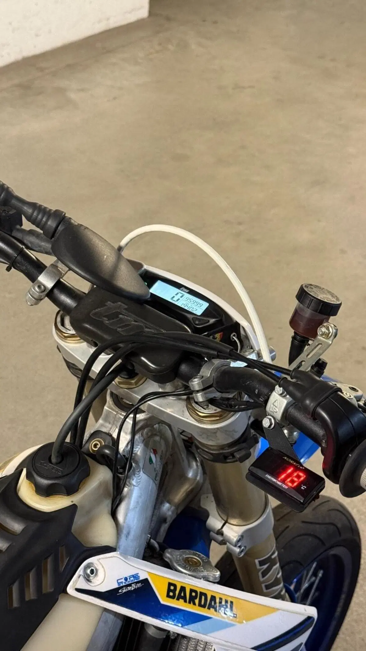 Tm Moto SMR 125 Fi 2t (2021 - 22) (4)