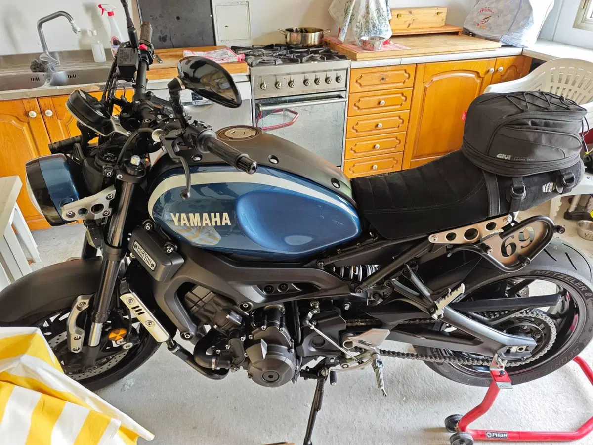 Yamaha XSR 900 ABS (2016 - 20) (3)