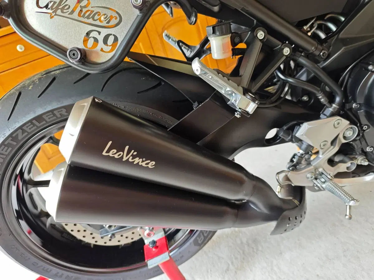 Yamaha XSR 900 ABS (2016 - 20) (6)