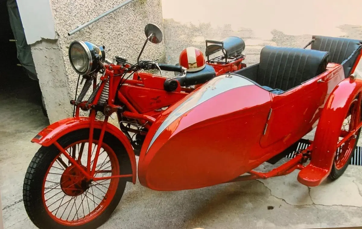 Moto Guzzi Sport 14 con Sidecar Longhi omologato 4 posti