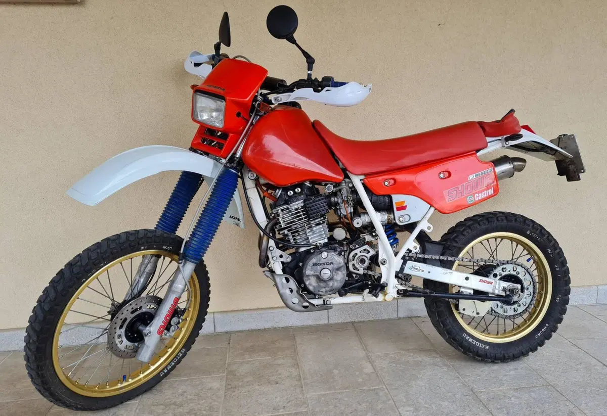 Honda XR 600 R (2)