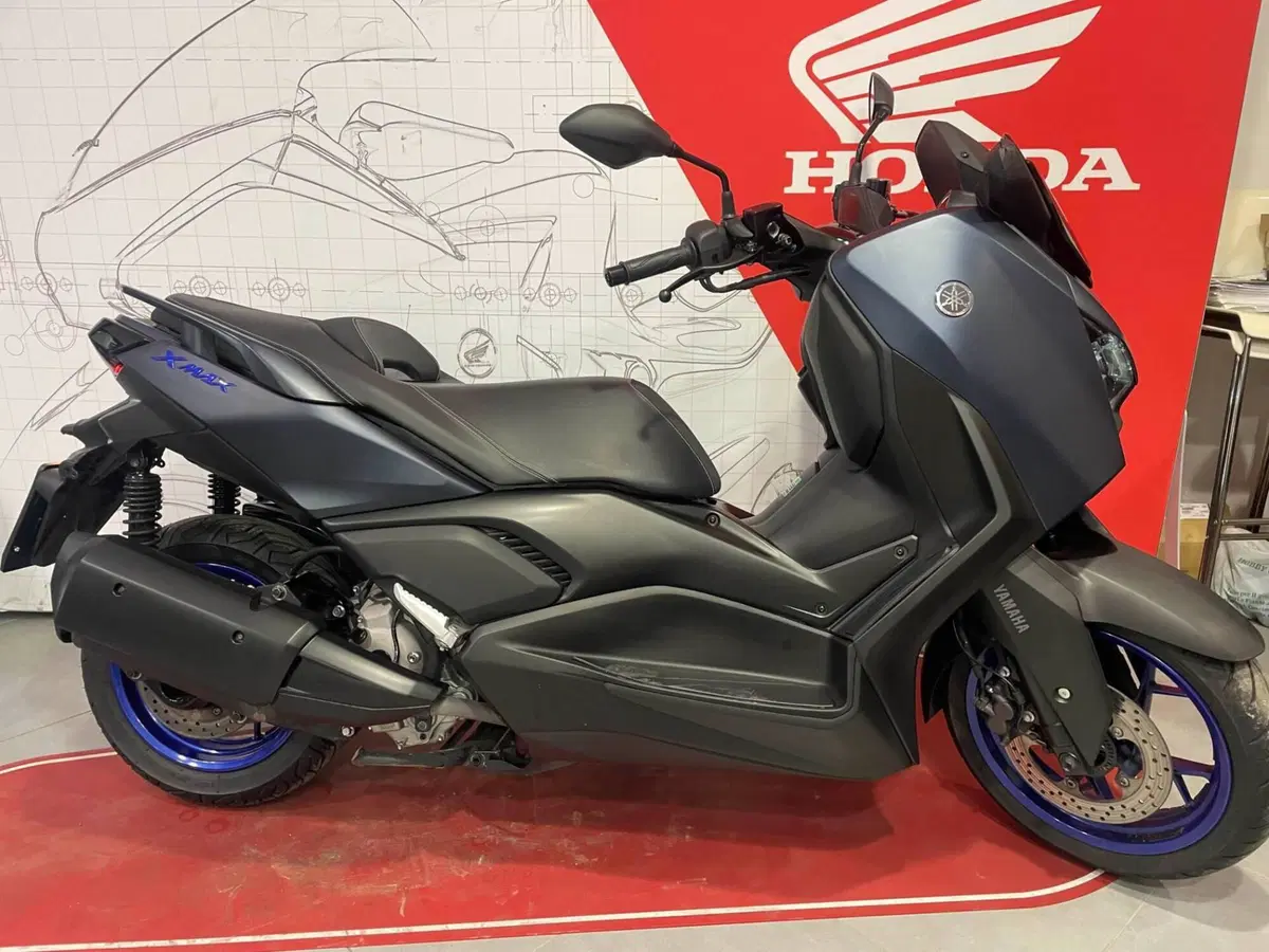 Yamaha X-Max 300 (2021 - 24)