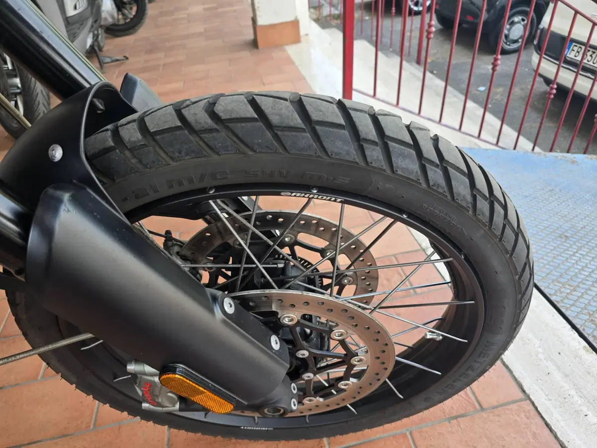Triumph Scrambler 1200 XC (2021 - 23) (13)