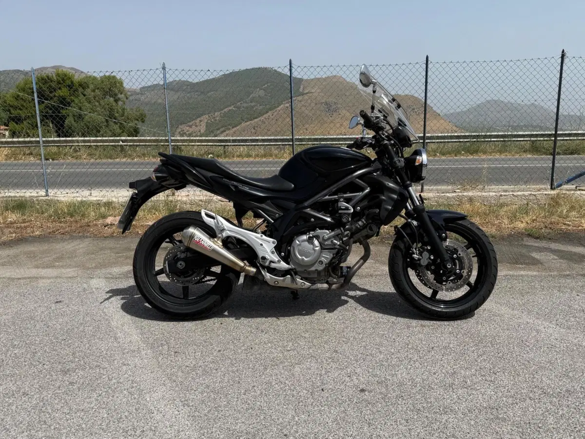 Suzuki Gladius 650 SFV (2009 - 15)