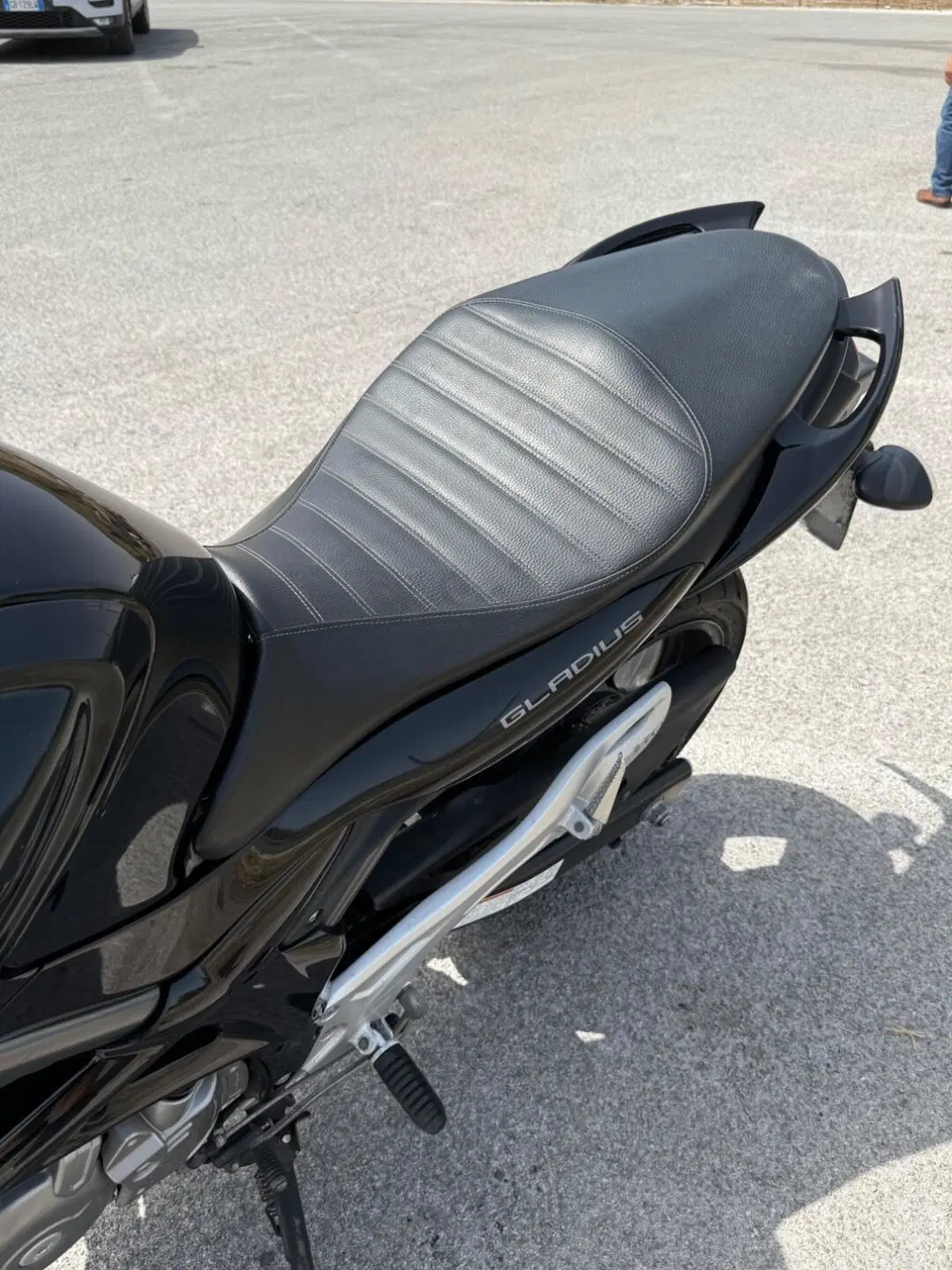 Suzuki Gladius 650 SFV (2009 - 15) (10)