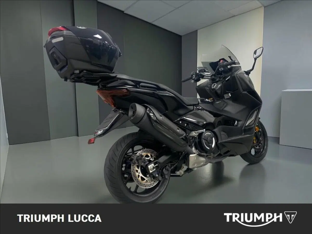 Yamaha T-Max 560 Tech Max (2022 - 24) (4)