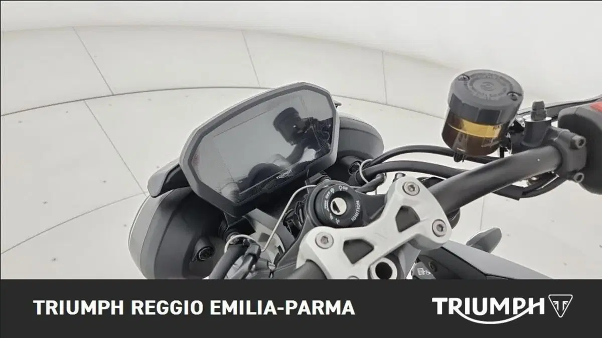 Triumph Street Triple 765 RS (2023 - 26) (9)