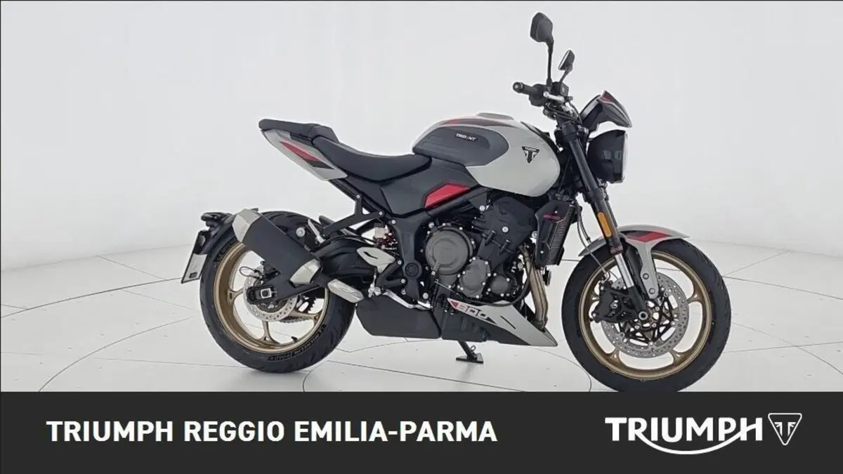 Triumph Trident 800 (2026)