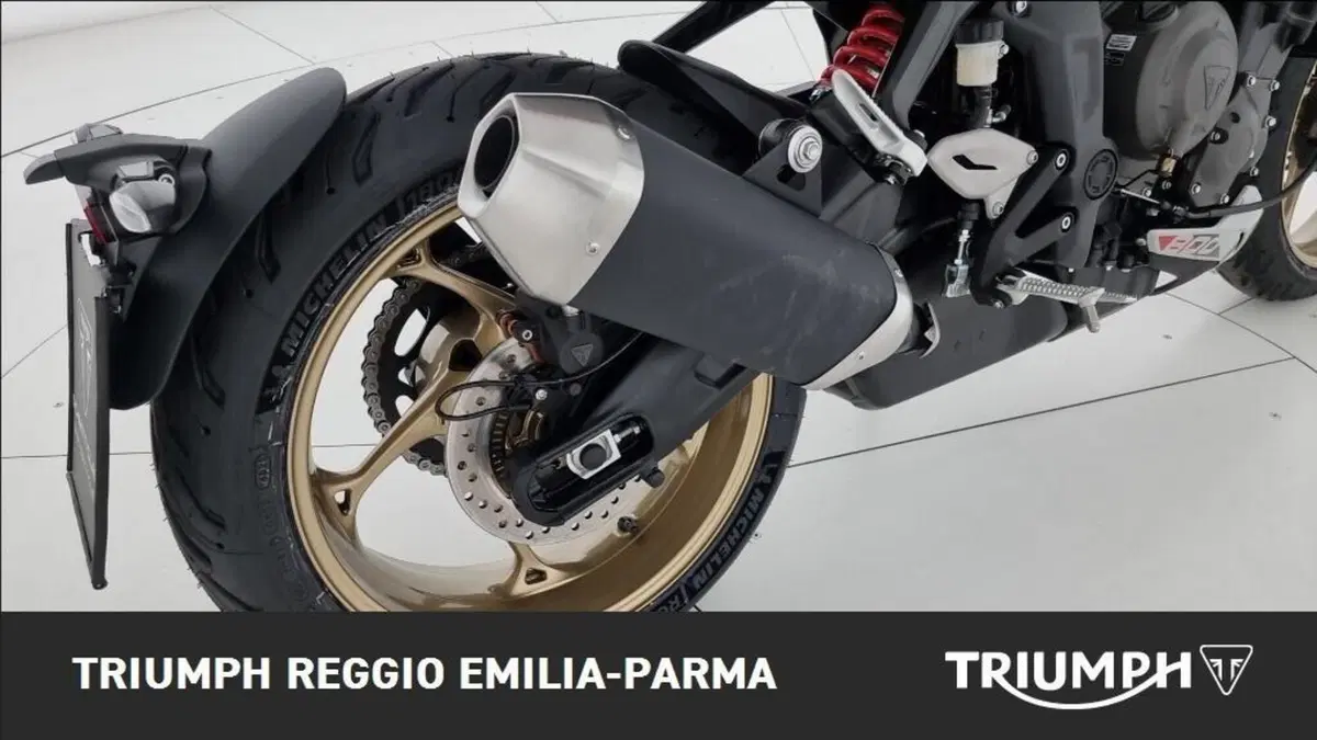 Triumph Trident 800 (2026) (15)