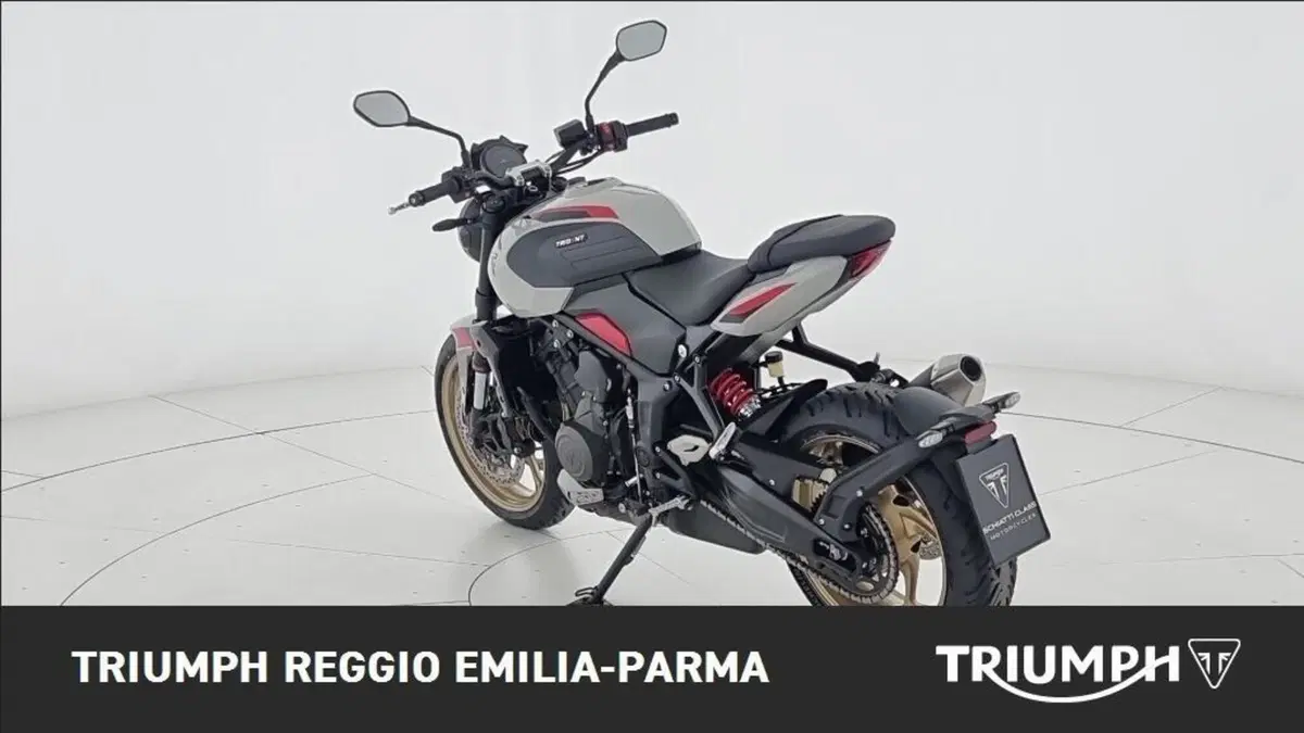 Triumph Trident 800 (2026) (3)