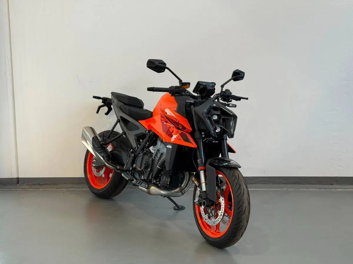 KTM 990 Duke (2024 - 26) (3)