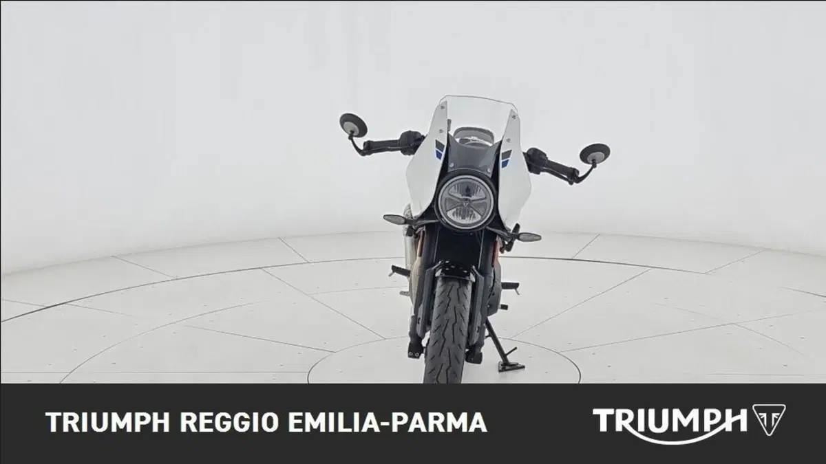 Triumph Thruxton 400 (2026) (6)