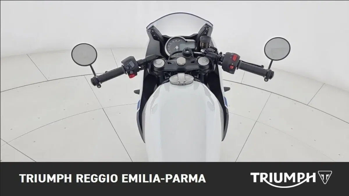 Triumph Thruxton 400 (2026) (15)