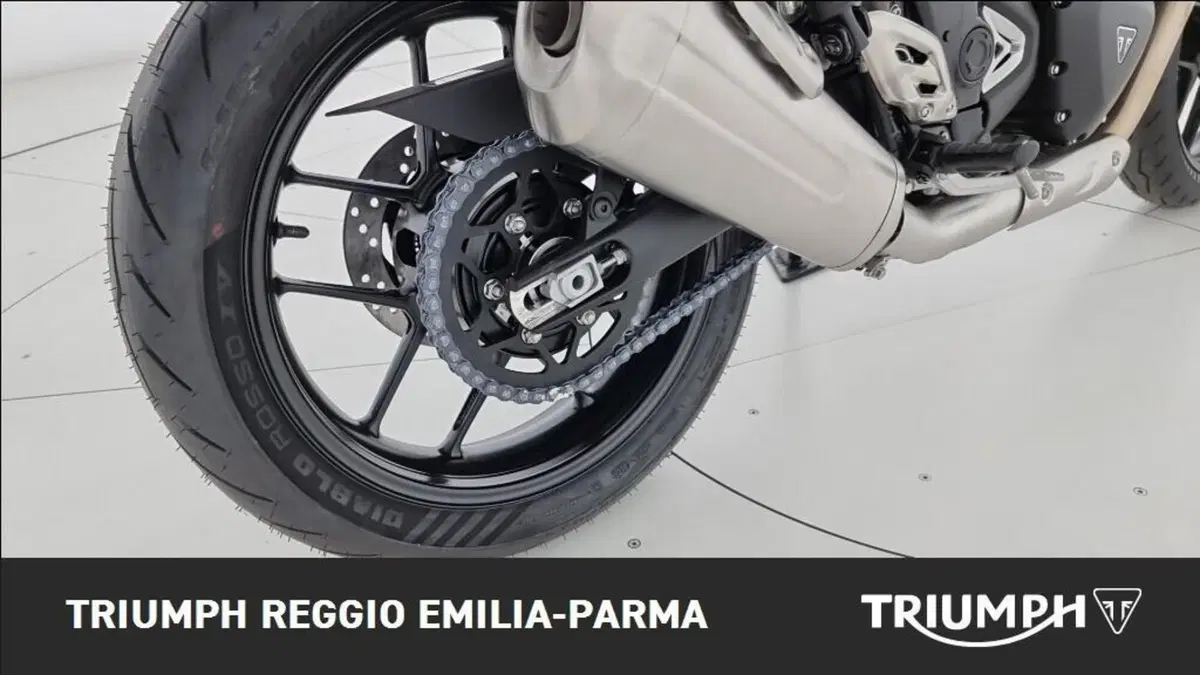 Triumph Thruxton 400 (2026) (16)