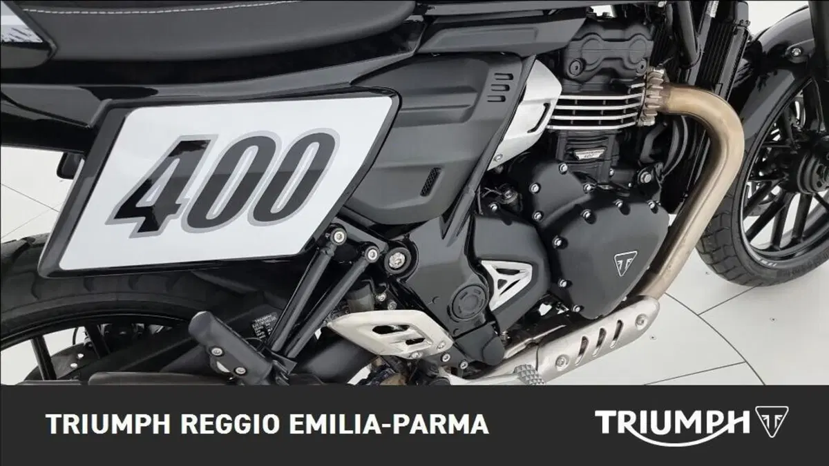 Triumph Tracker 400 (2026) (18)