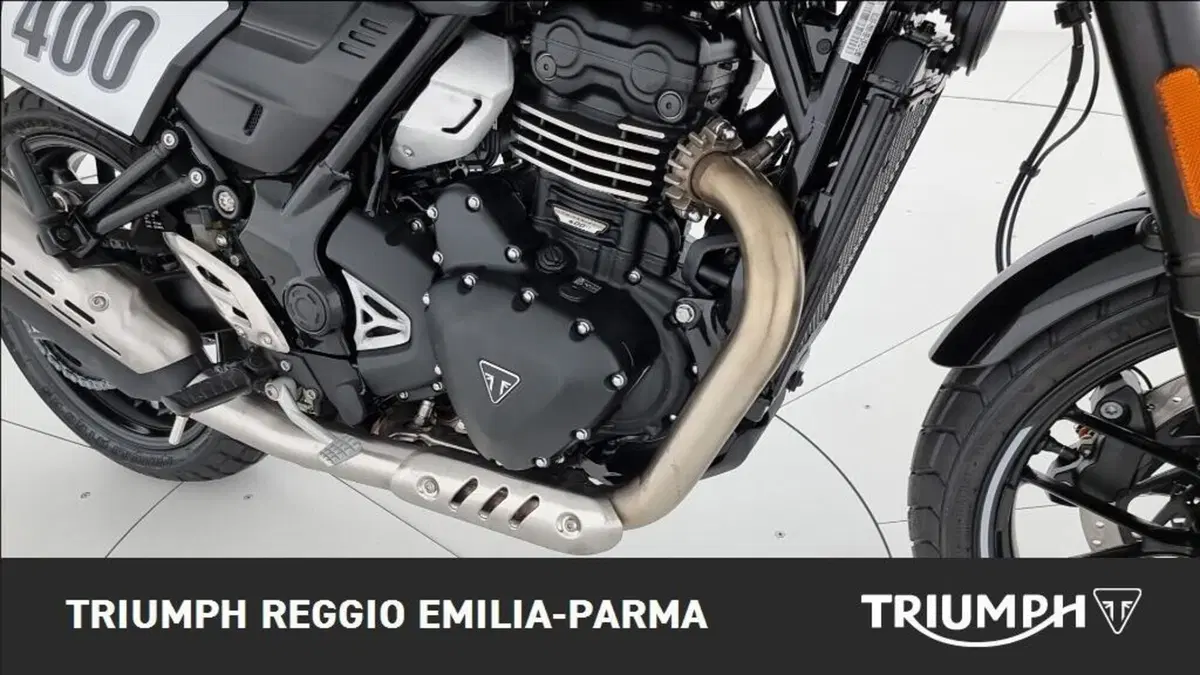 Triumph Tracker 400 (2026) (19)