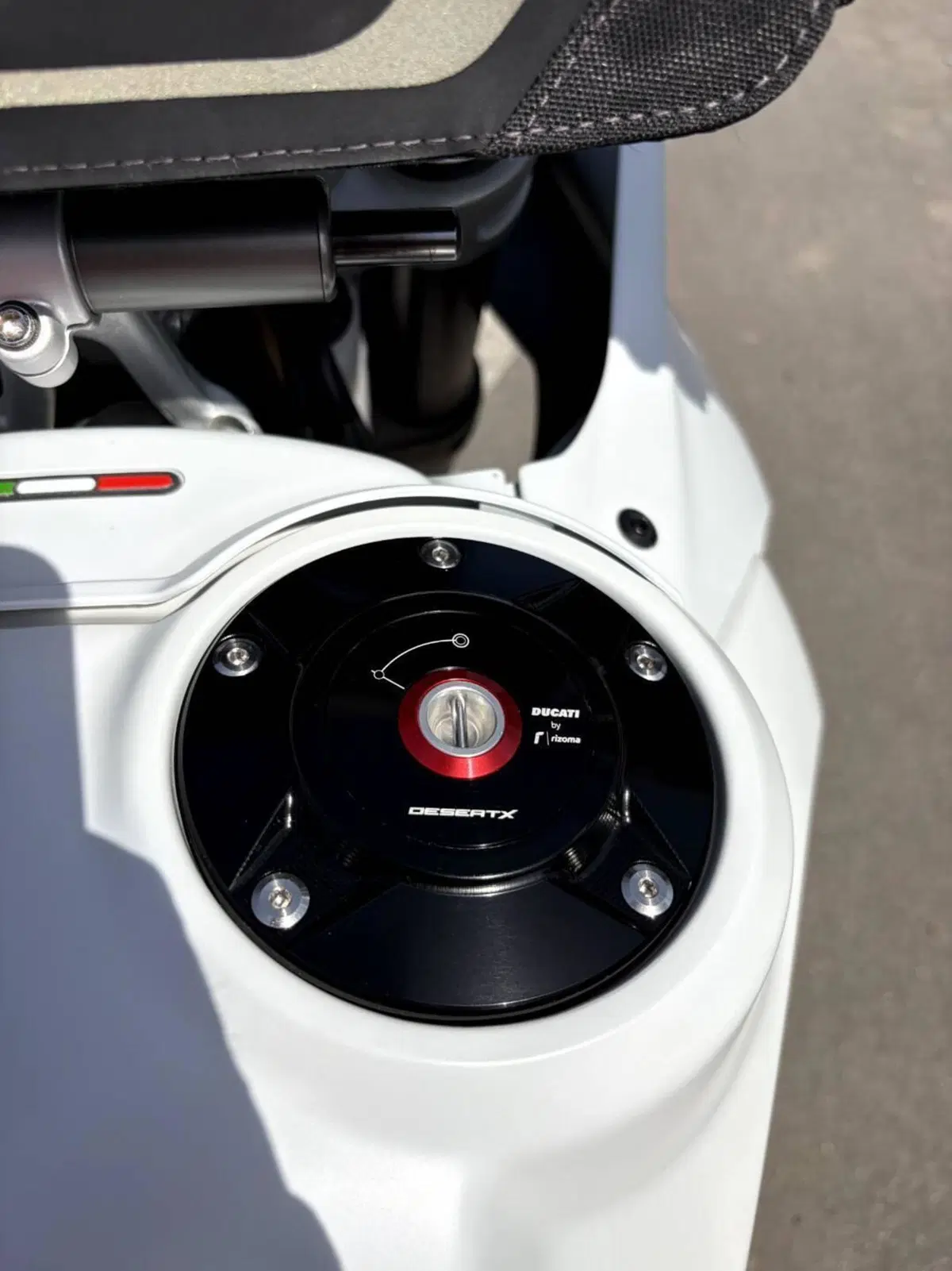 Ducati DesertX (2022 - 25) (7)