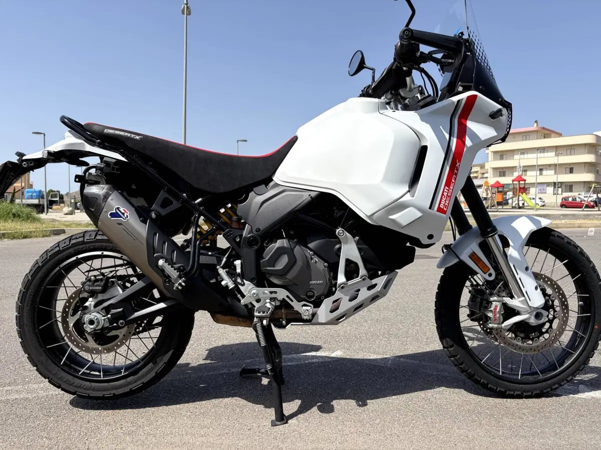 Ducati DesertX (2022 - 25) (2)