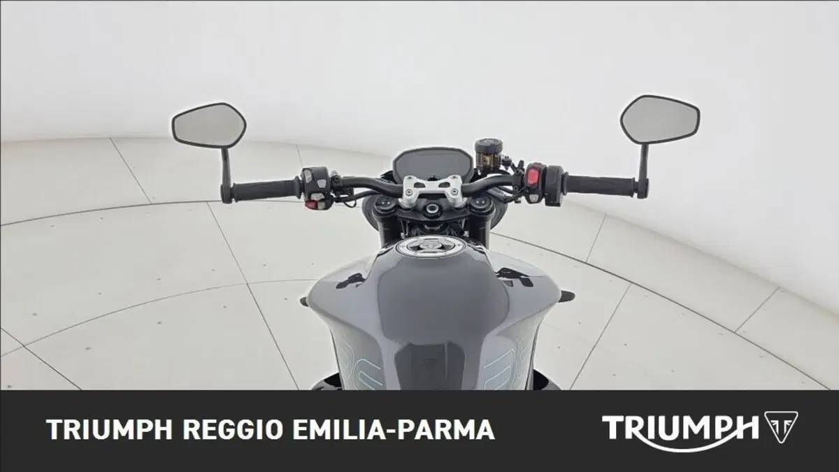 Triumph Street Triple 765 RS (2023 - 26) (15)