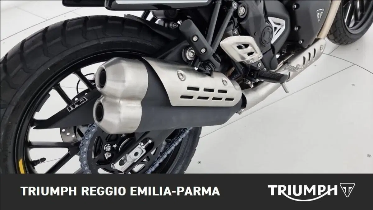 Triumph Tracker 400 (2026) (16)