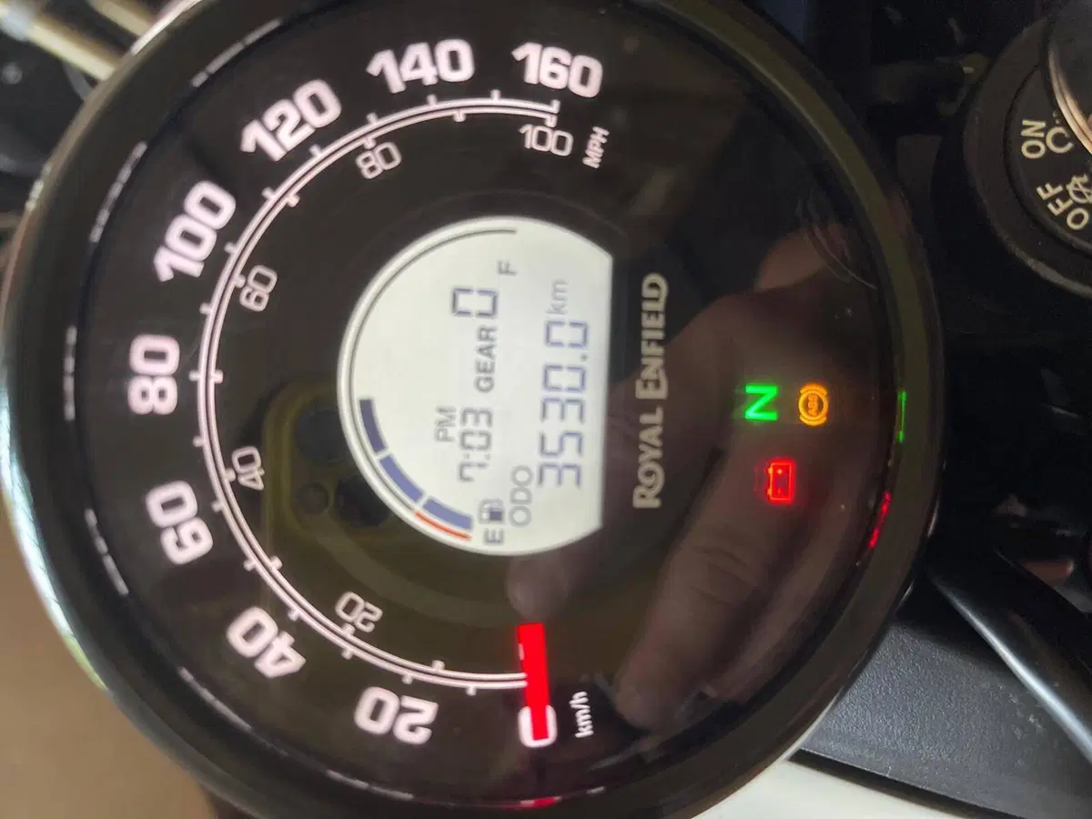 Royal Enfield Himalayan 411 (2021 - 24) (19)