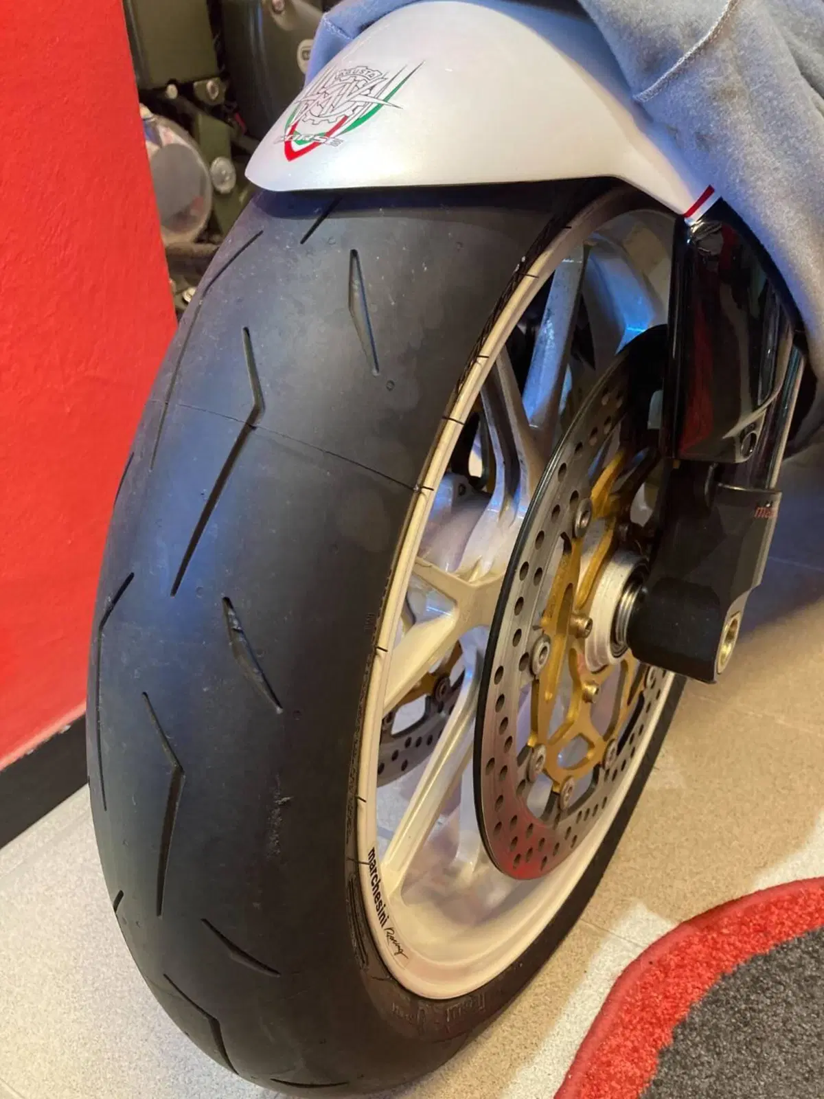 MV Agusta Brutale 910 R (2006 - 11) (2)